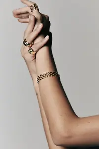 1. Chain Link Bracelet thumbnail