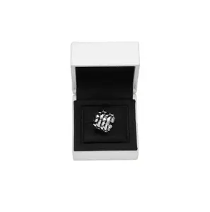 3000. Chain Link Platinum Ring thumbnail