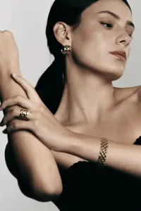 3. Chain Link Rose Gold Ring thumbnail